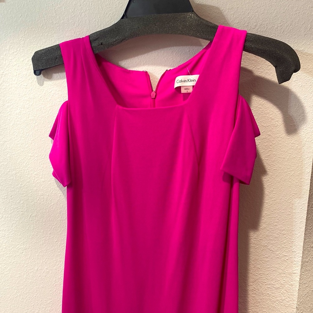 NWT!!! Calvin Klein Hot Pink Dress • Size 2